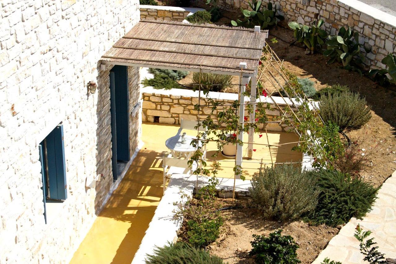 Nomads House Aparthotel Logaras Bagian luar foto